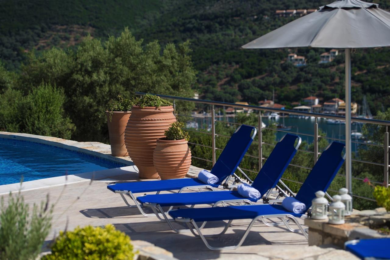 Villas Amantea- Four Villas With Big Pool And Infinity Pool 塞沃塔 外观 照片