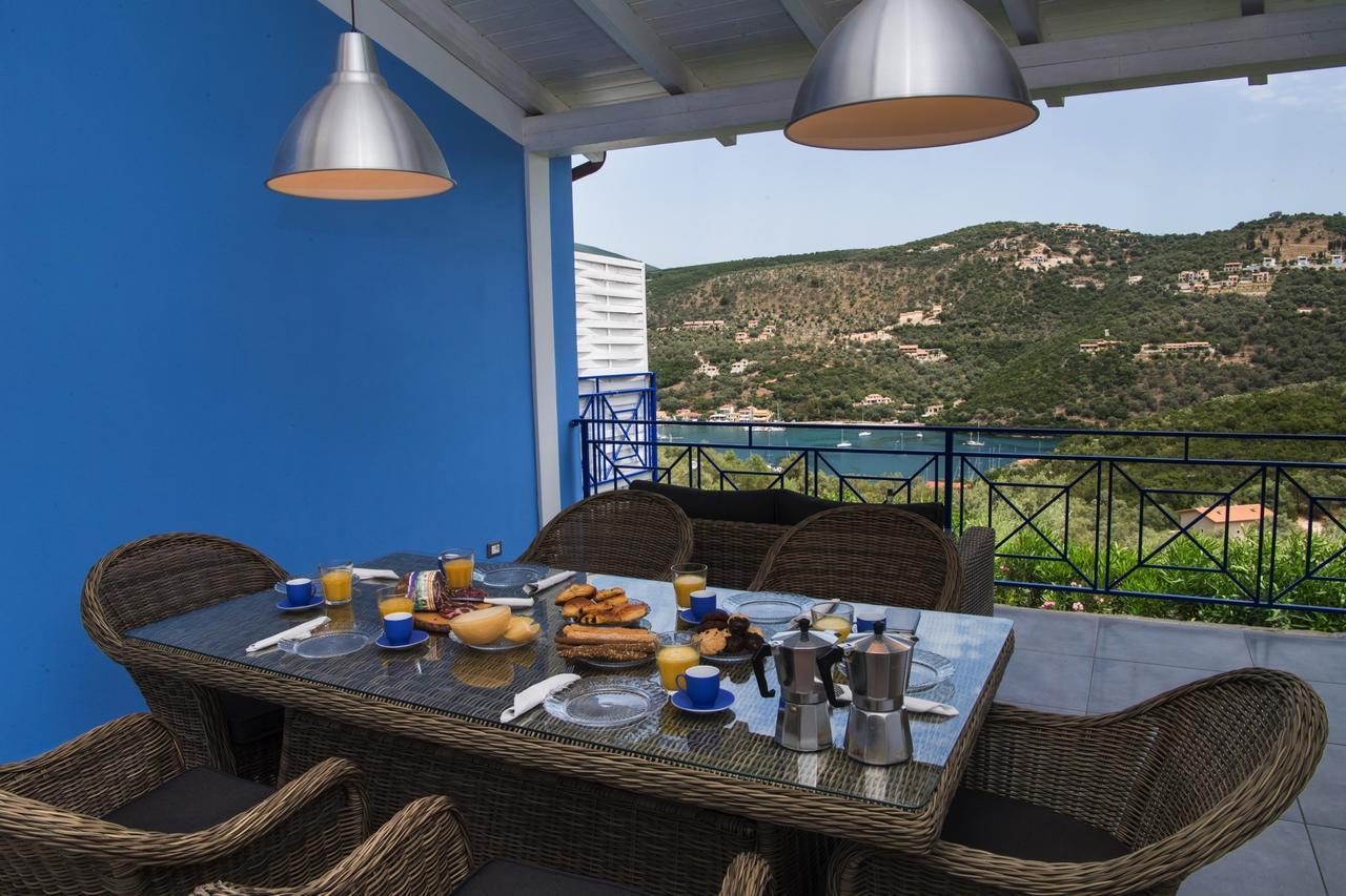 Villas Amantea- Four Villas With Big Pool And Infinity Pool 塞沃塔 外观 照片