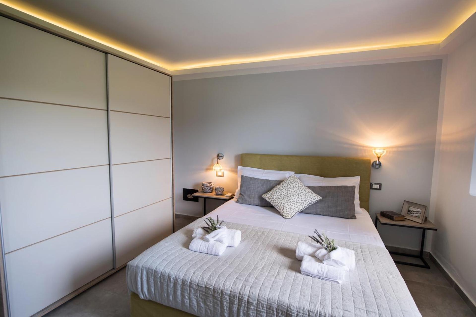 Villas Amantea- Four Villas With Big Pool And Infinity Pool 塞沃塔 外观 照片